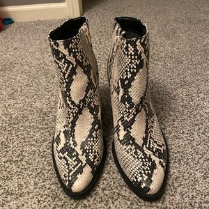 Madden Girl Klicck Booties